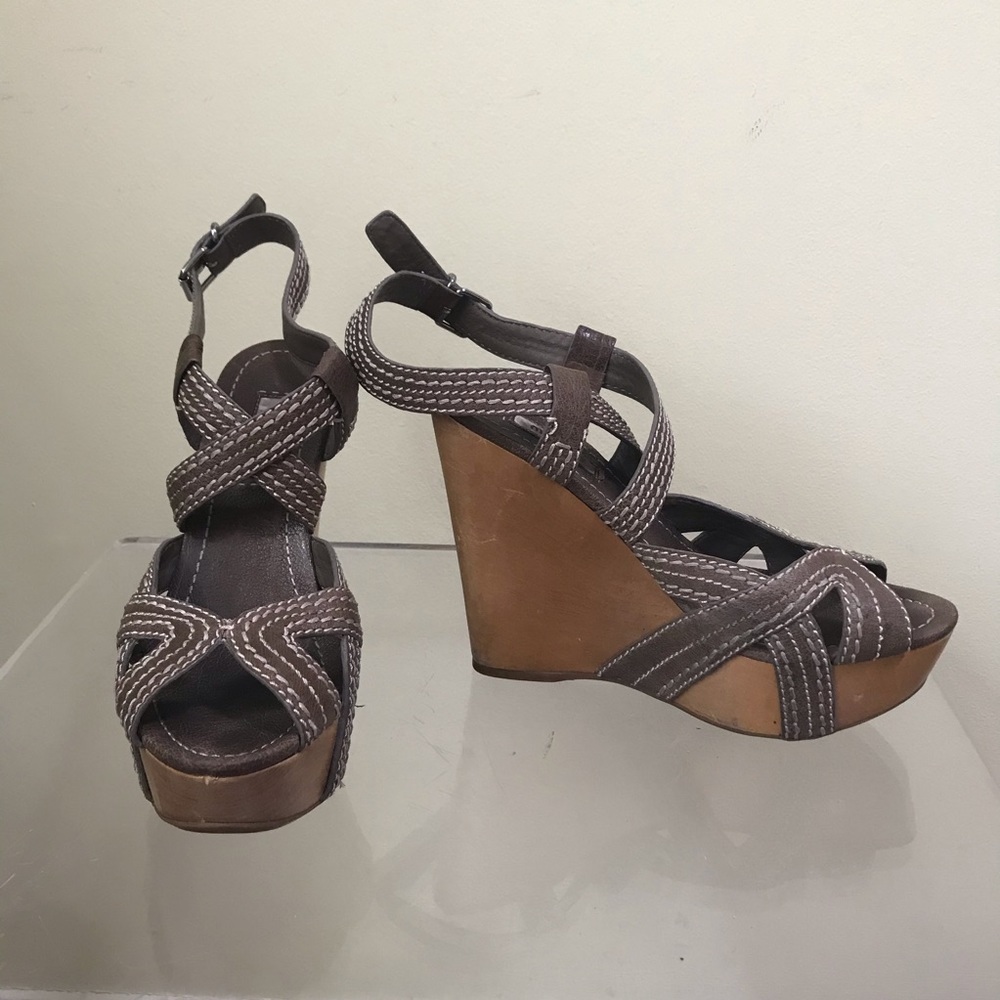 MIU MIU Strappy Leather Platform Wedge Heel Sandals Stitch Wood Ankle Strap Shoe